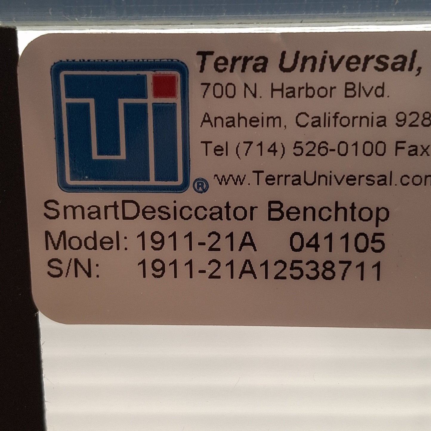 Used Terra Universal 1911-21A Benchtop SmartDesiccator, 12in x12in x 13.25in, 12VDC
