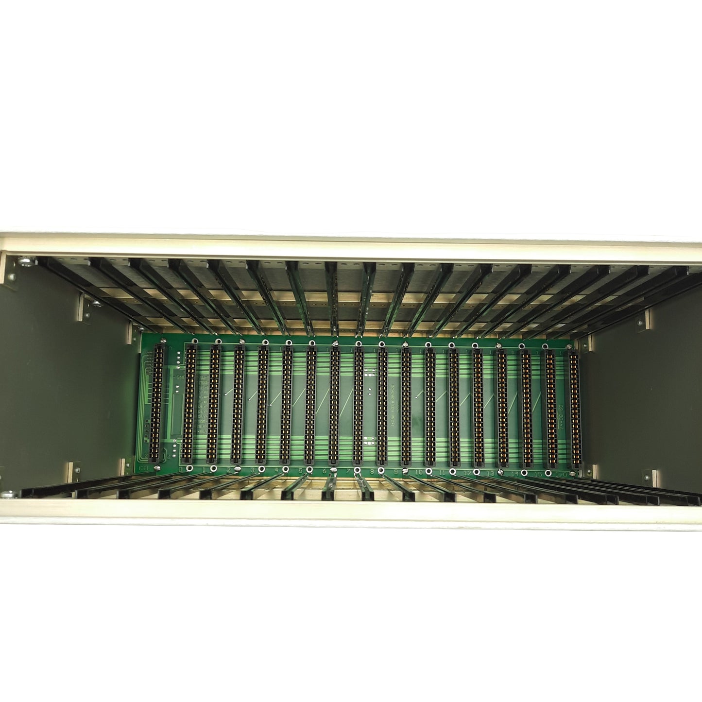 Used Cytec JX/256 Data Acquisition Mainframe 19in x 5.25in x 16in, 16 Relay Slots