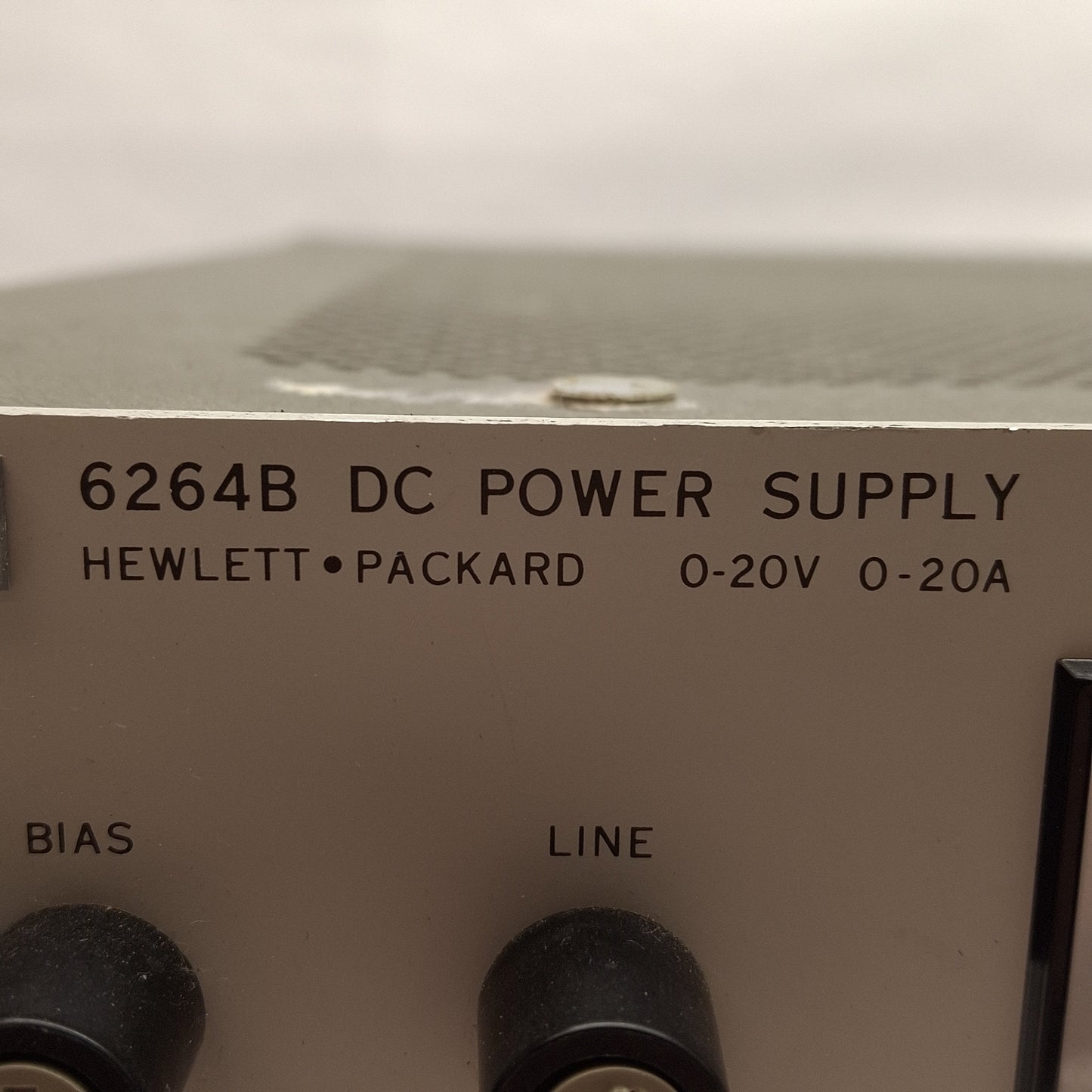Used Hewlett Packard 6264B DC Power Supply, 115VAC 1150VA Input, 0-20VDC 0-20A Output