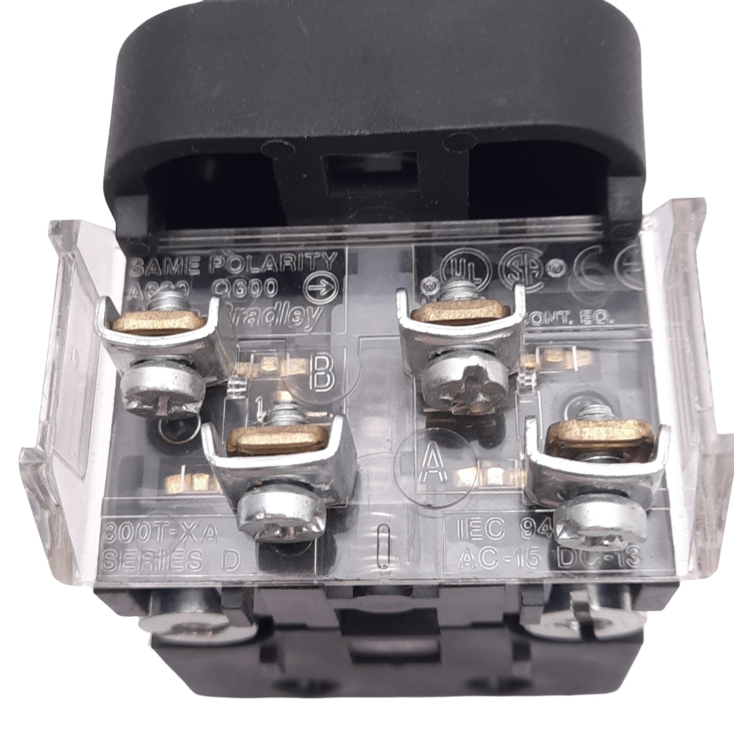 Used Allen Bradley 800T-QBH2G Illuminated Pushbutton, 30mm, 1NO 1NC, 600V 10A Max