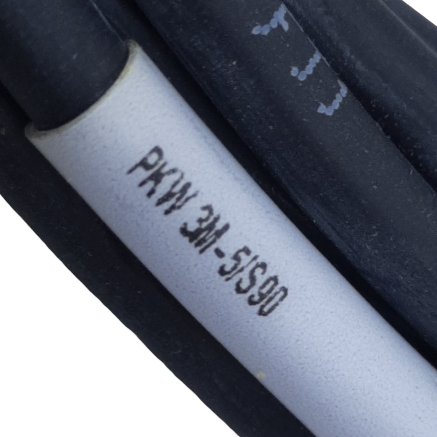 New – Open box Turck PKW 3M-5/S90 PicoFast Cable 3Pin Right-Angle M8 Female to Flying Leads, 3m