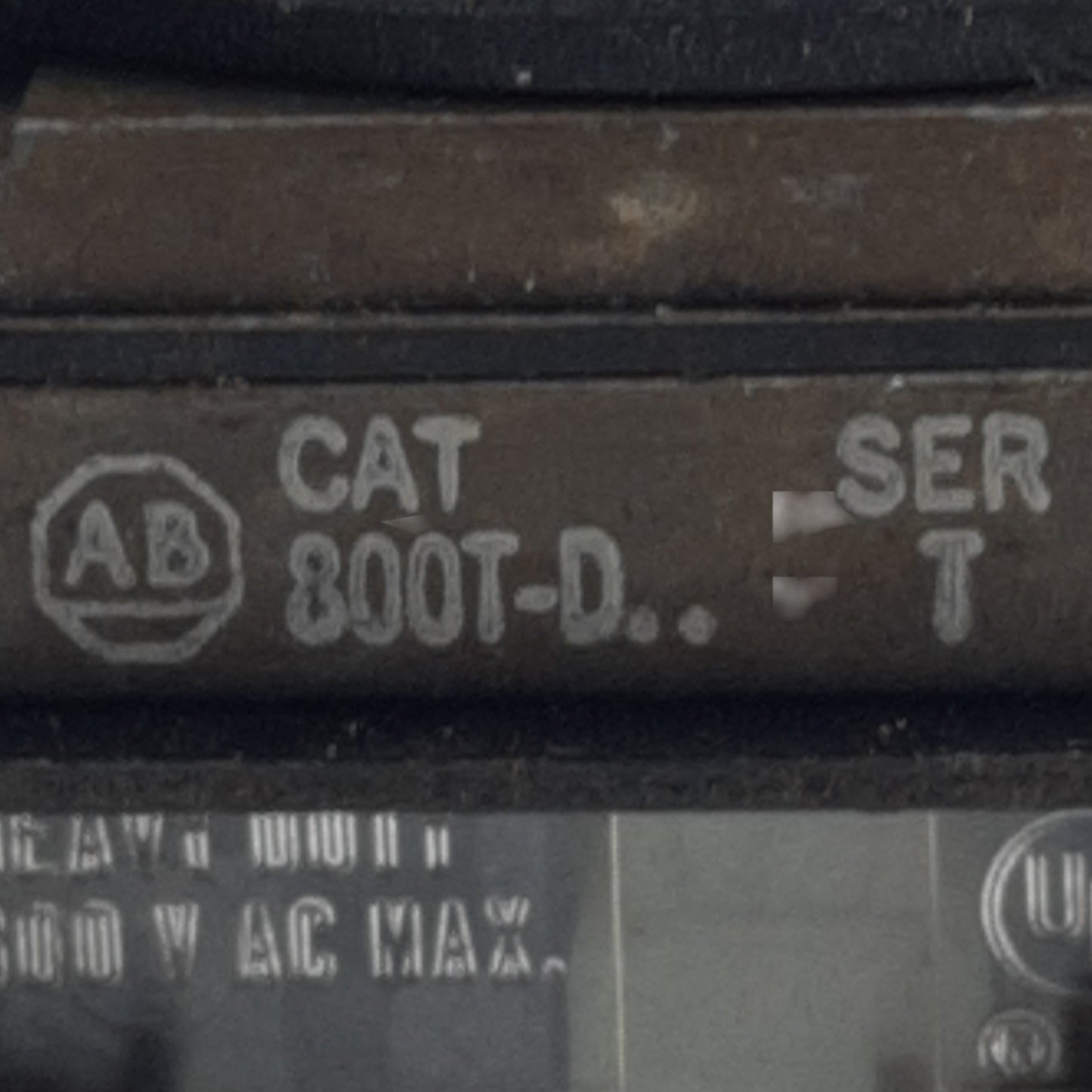 Used Allen Bradley 800T-D Momentary Push Button, Yellow, ø41mm Mushroom, 2N/C