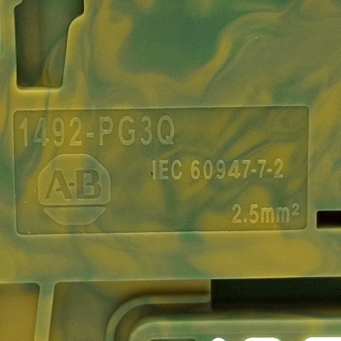 Used Lot of 10 Allen Bradley 1492-PG3Q Ground Terminal Block, 4-Position, 5.1mm, 600V