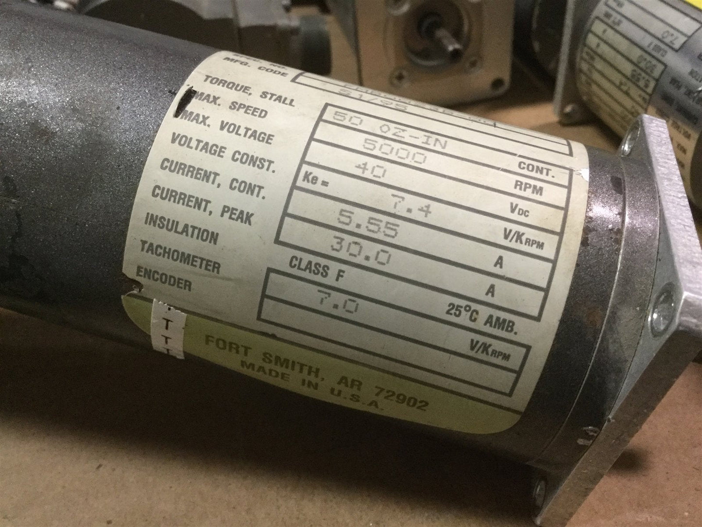 Used Baldor MT-2250 DC Servomotor NEMA 23, 50oz/in 40VDC 5.5A 5000RPM w/Cable *Tested