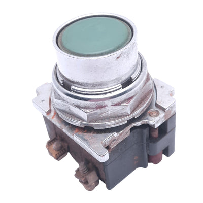 Used Eaton 10250T103-2 Green Momentary Pushbutton Switch, ø30.5mm, 2N.O., 600VAC 10A