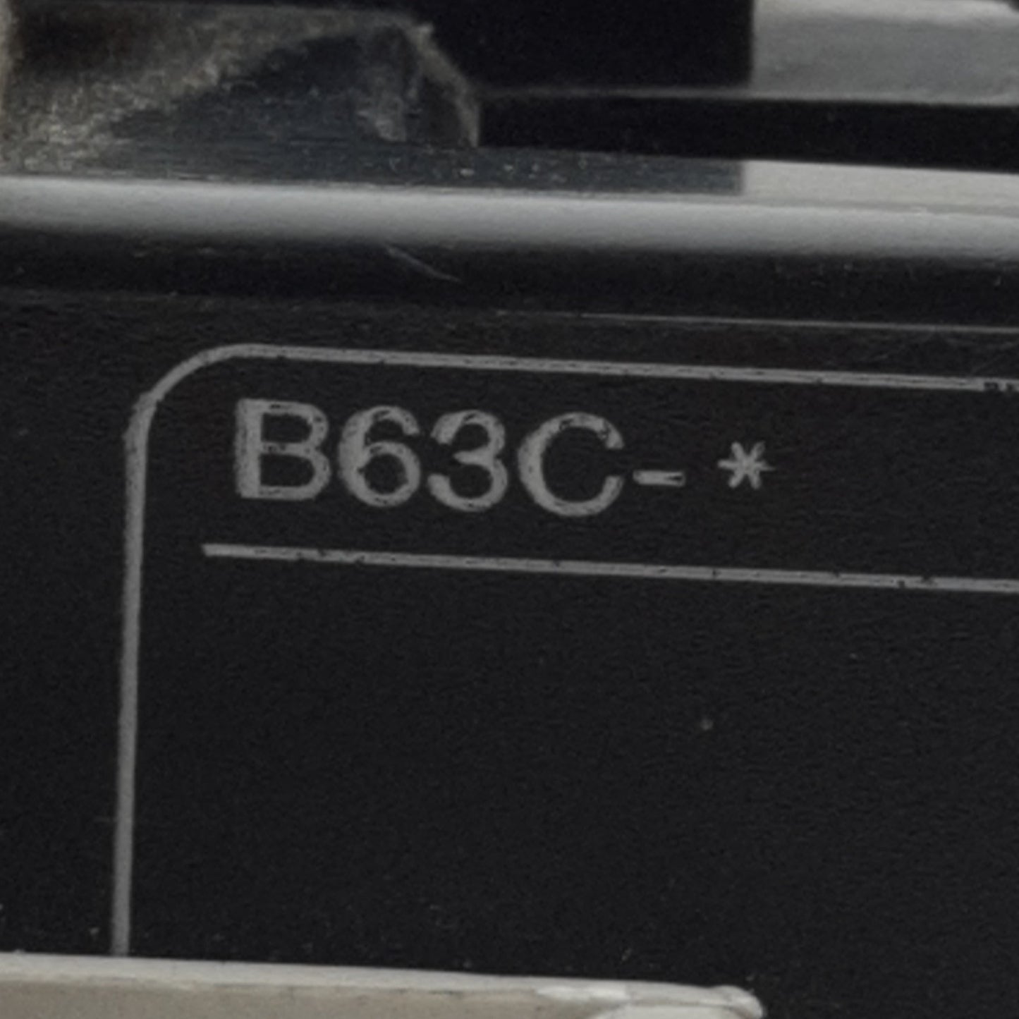 Used ABB B63C-1 Contactor 600VAC, 85A, With CAL7-11, 1NO + 1NC Auxiliary, 24V Coil