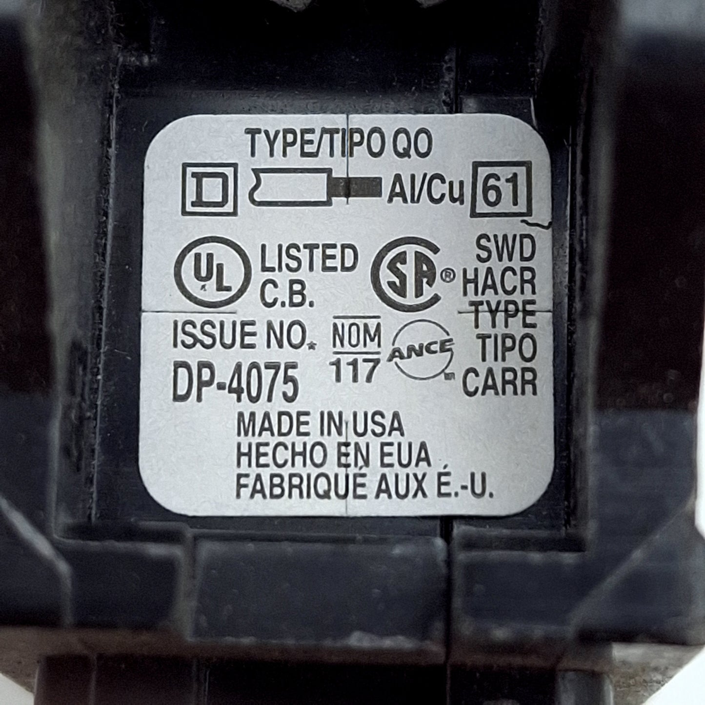 Used Lot of 6 Square D QO115 Mini Circuit Breaker, 1-Pole, 15A, 120/240VAC, Plug-In