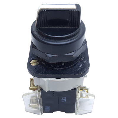Used Allen Bradley 800H-JR4 Selector Switch, 3-Position Knob, 30mm, Spring Return