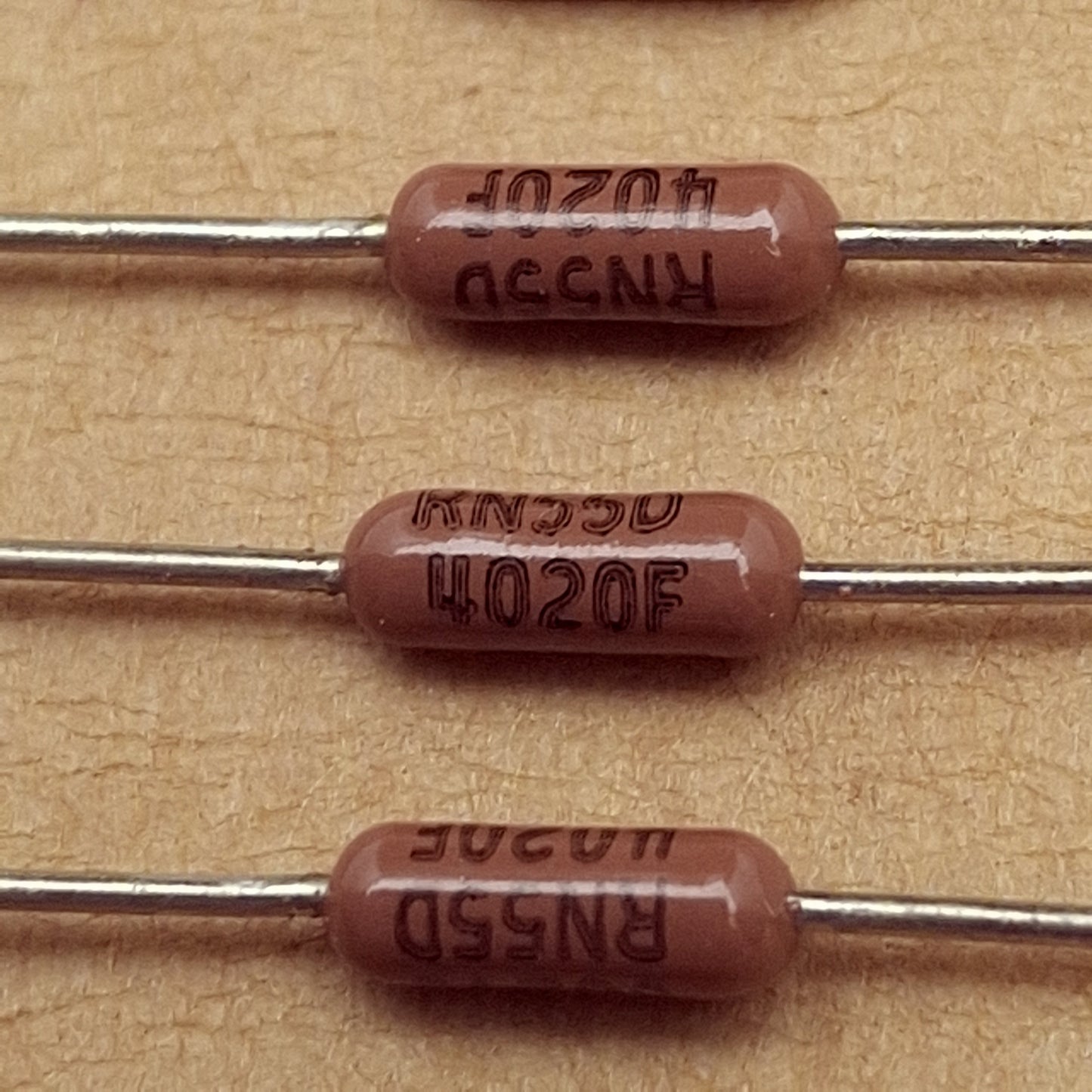 Used Lot of 360 Vishay / Dale RN55D4020FRE6 Fixed Resistor, 402Ω ± 1%, 1/8W, 100ppm