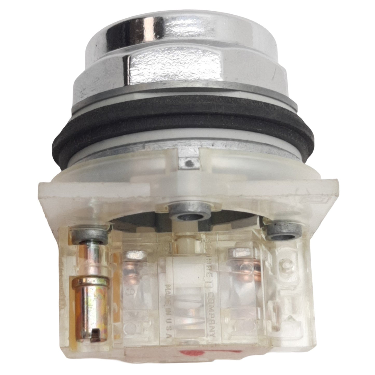 Used Square D 9001KR1RH16 Red Flush Momentary Push Button ø30mm, 1NC, 600VAC, 10A Max