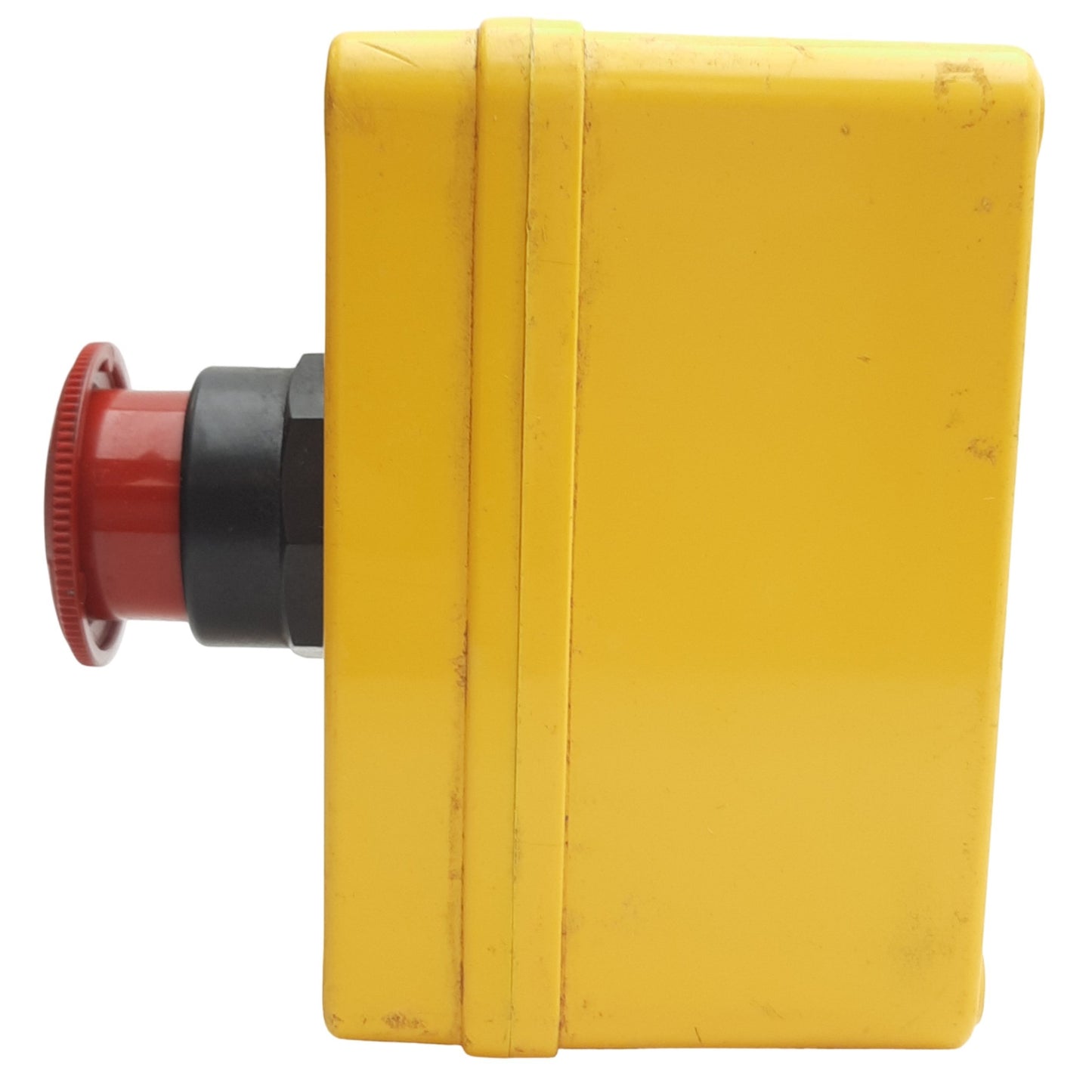 Used Allen Bradley 800H-FRXT6 2-Position Push-Pull/Twist Button With Enclosure, ø30mm