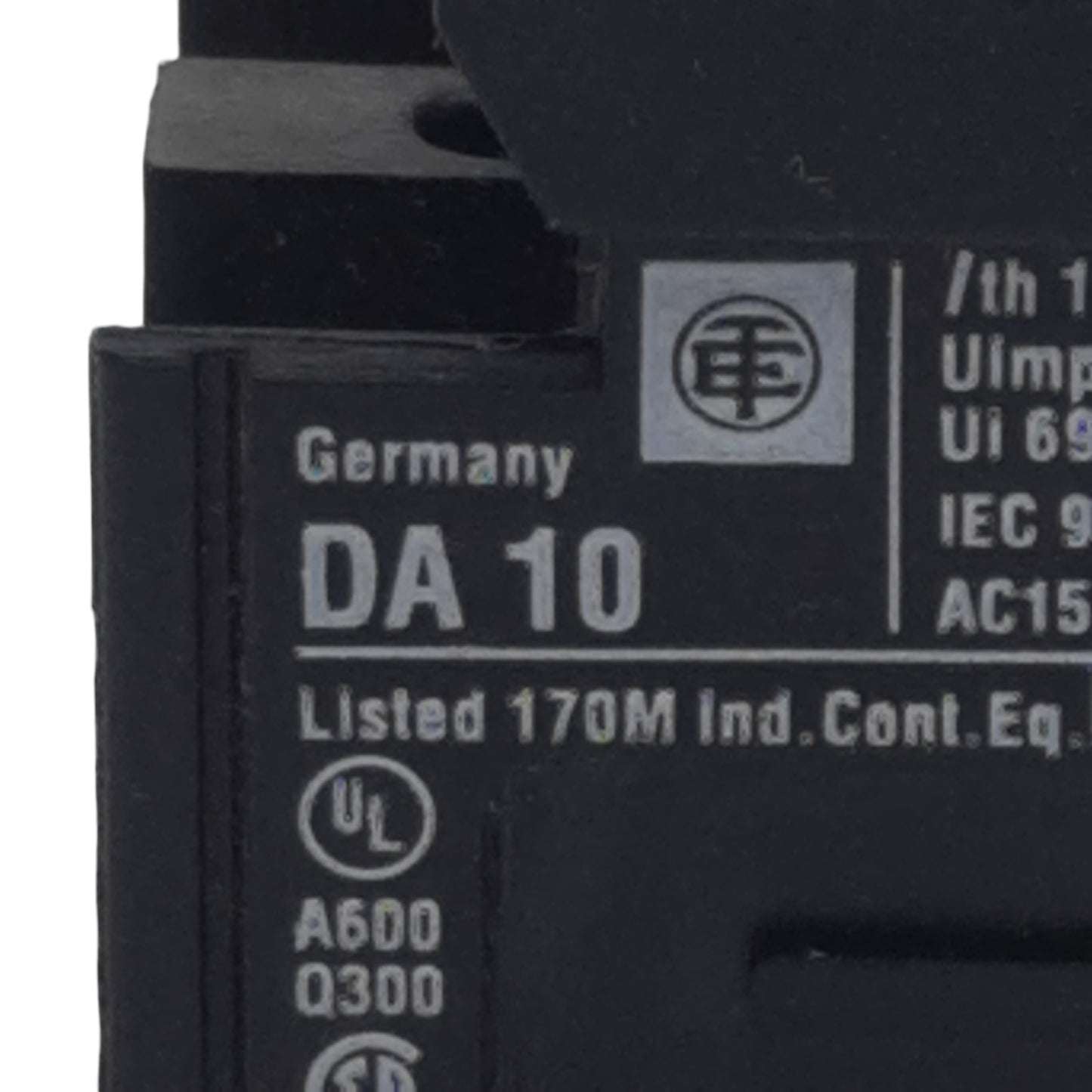 Used Telemecanique DA10 Pushbutton Contact Block, 1N.O. 1N.C., 10A 600VAC, 22mm