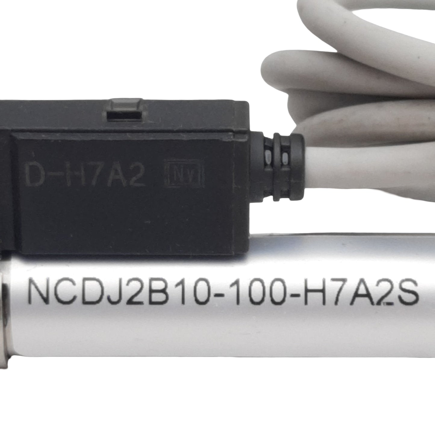 New SMC NCDJ2B10-100-H7A2S Pneumatic Cylinder, ø3/8" Bore, 1" Stroke, w/ Auto Switch