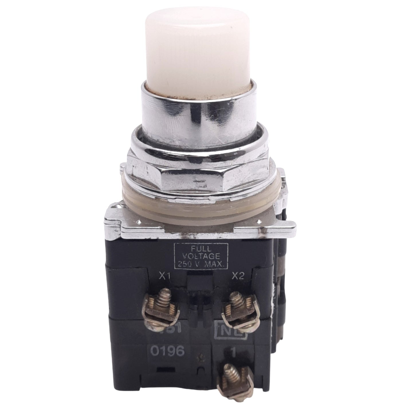 Used Eaton 10250T476C26-51 White Illuminated Pushbutton, 30mm, 1NC, 600VAC/250VDC Max
