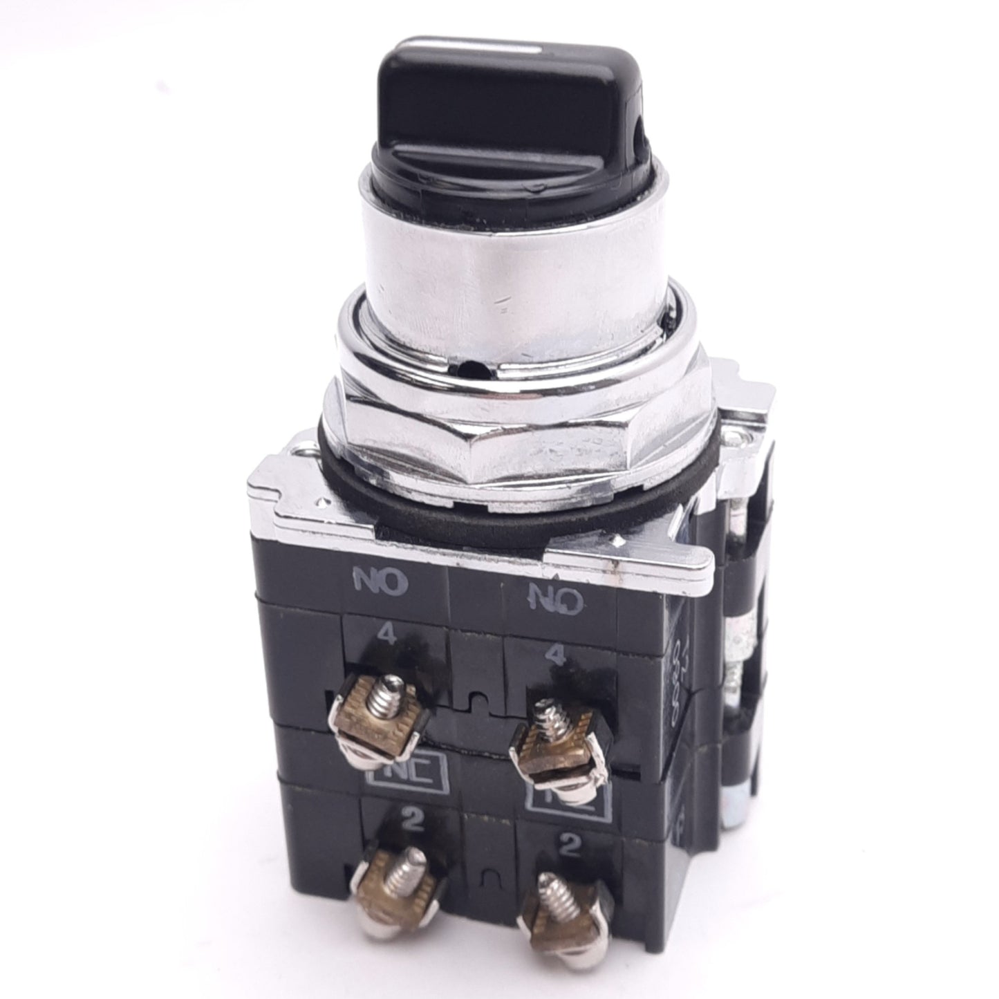 Used Eaton 10250T1323 Selector Switch, 3-Position Maintained, 2NO 2NC, 600VAC Max