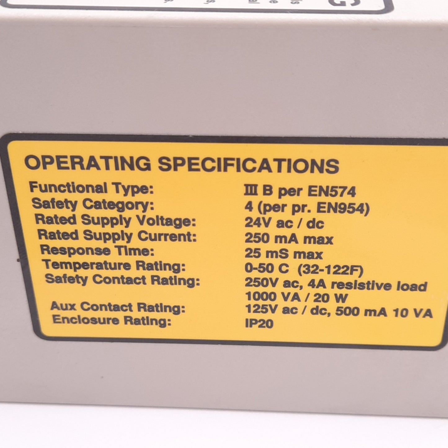 Used Banner AT-FM-2A DUO-TOUCH Two-Hand Control Safety Relay Module, 24VAC/DC, 250mA