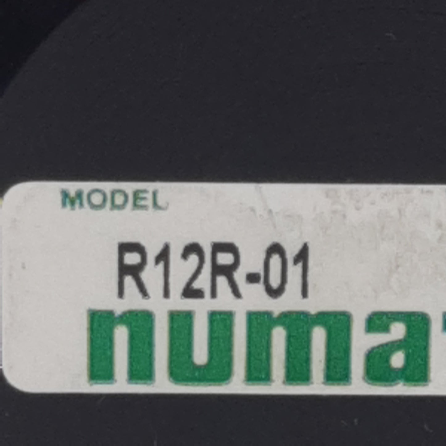 Used Numatics R12R-01 Pressure Regulator, 1/8in NPTF, 0-125psig, 200psig Max