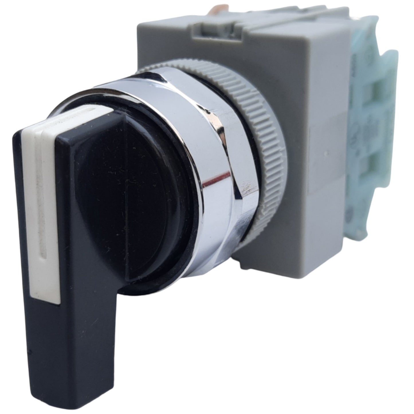 Used Idec ASW21L11 Selector Switch, 2-Position, ø22mm, 1NO-1NC, 10A 600V AC