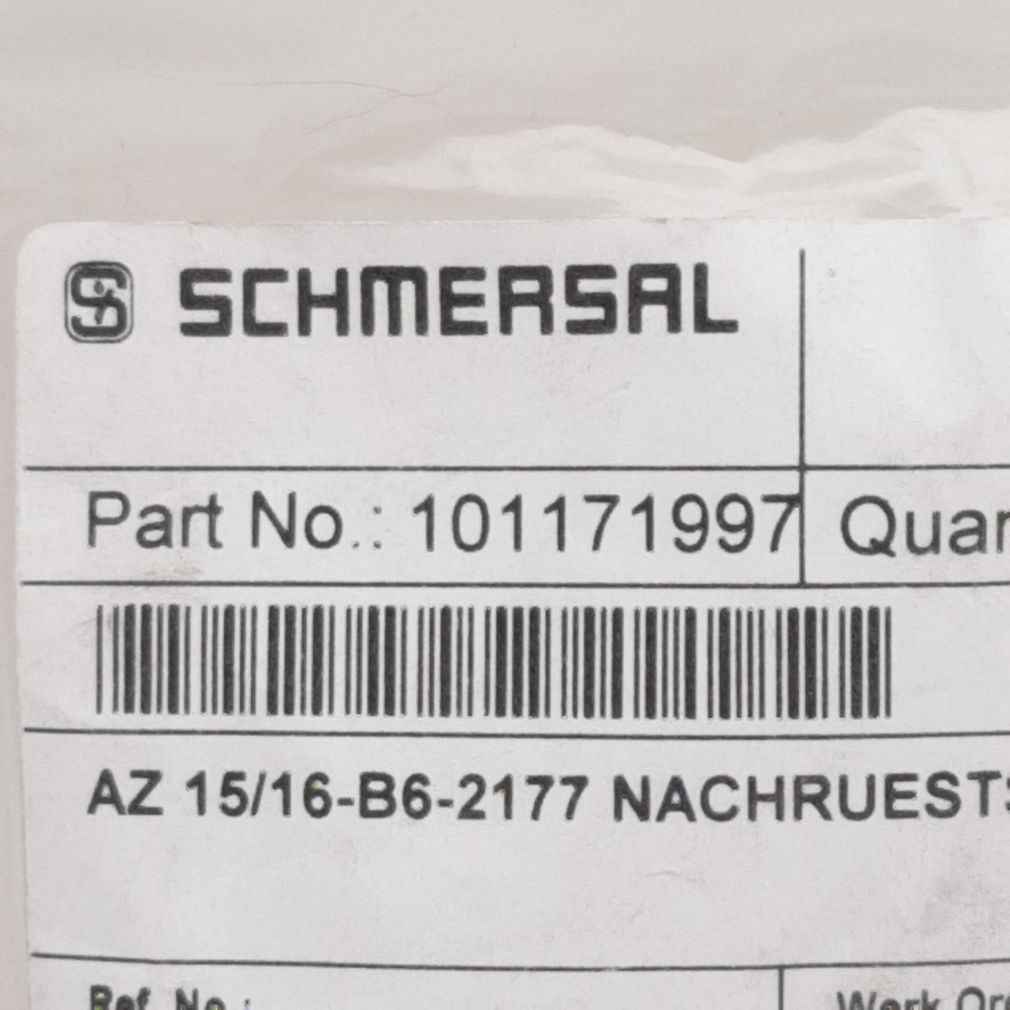 New Schmersal 101171997 Door Lock Funnel Entry Adapter, Flexible, AZ15/16 Series