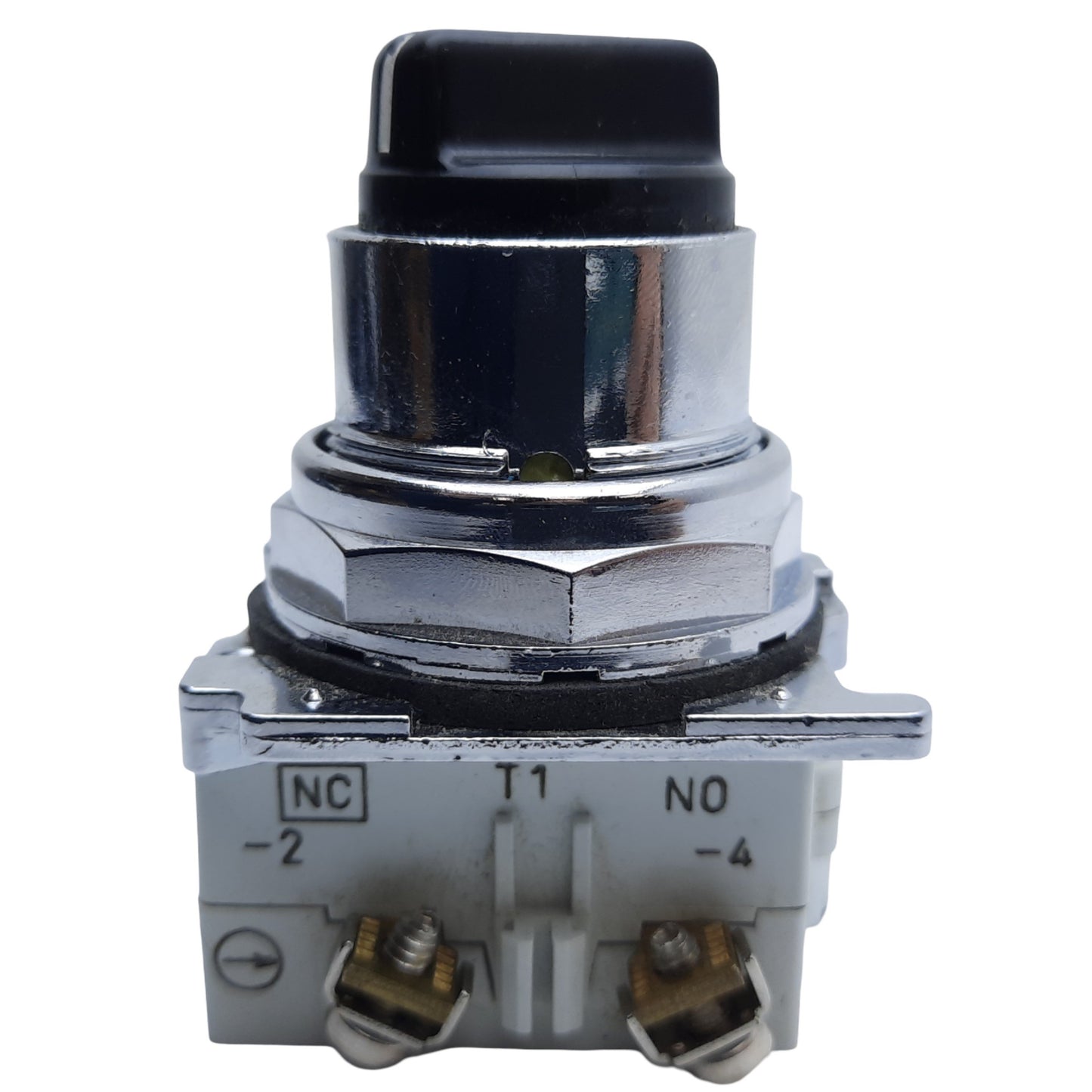 Used Cutler-Hammer T4706 Selector Switch 2-Position Maintained, 1NO-1NC, 10A 600VAC