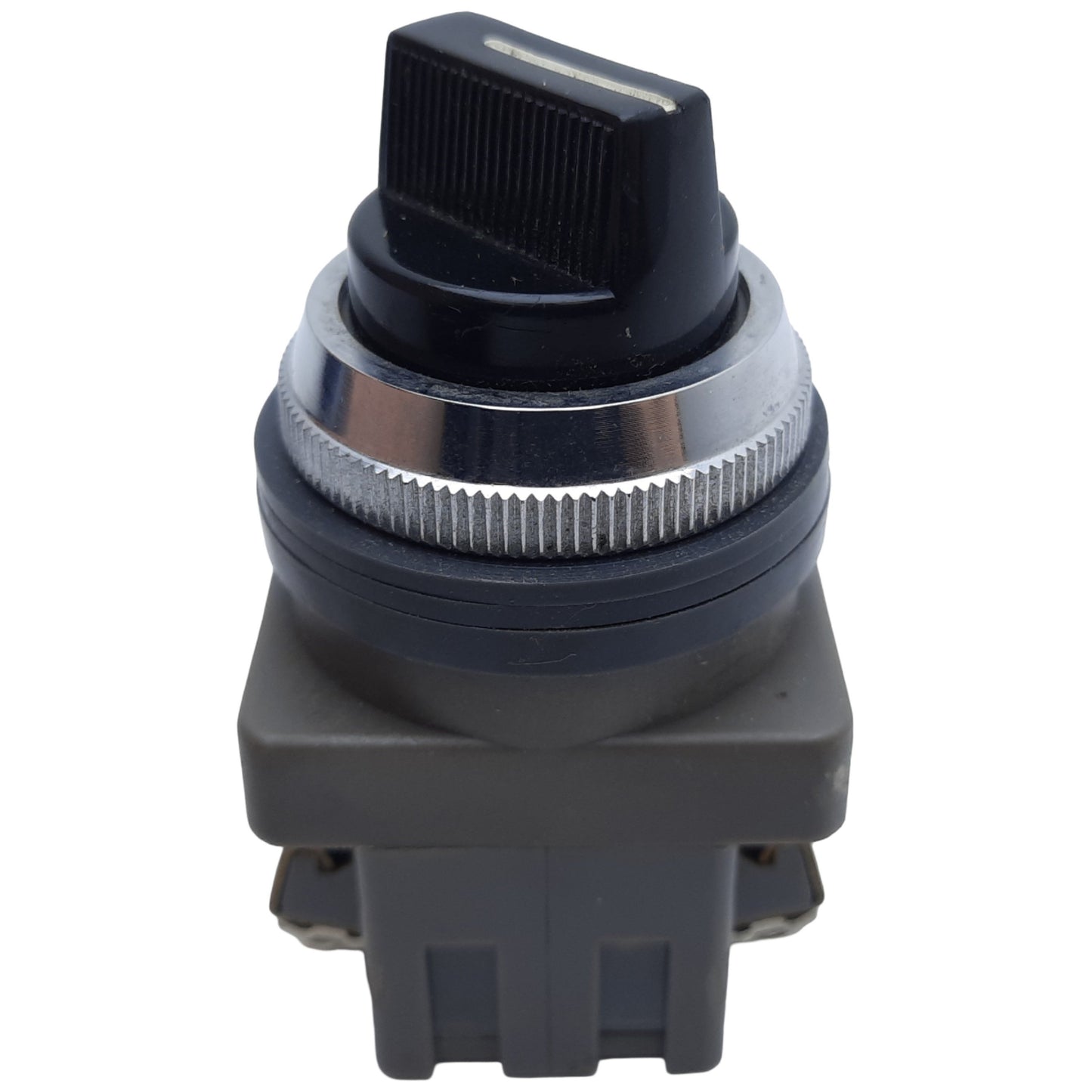 Used Idec ASN211N Selector Switch 2-Position Maintained, ø30mm, 1NO-1NC, 10A 600V AC