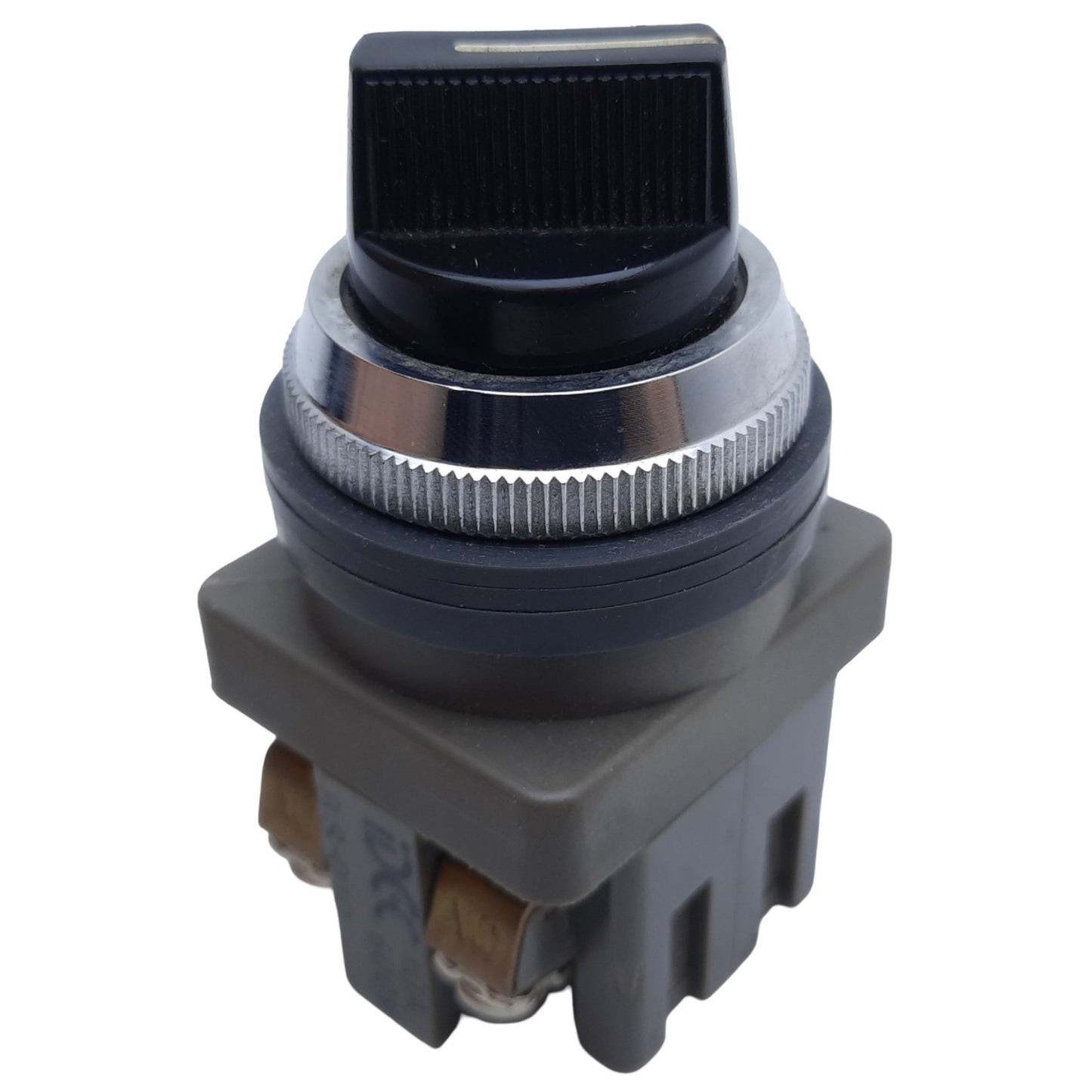 Used Idec ASN211N Selector Switch 2-Position Maintained, ø30mm, 1NO-1NC, 10A 600V AC