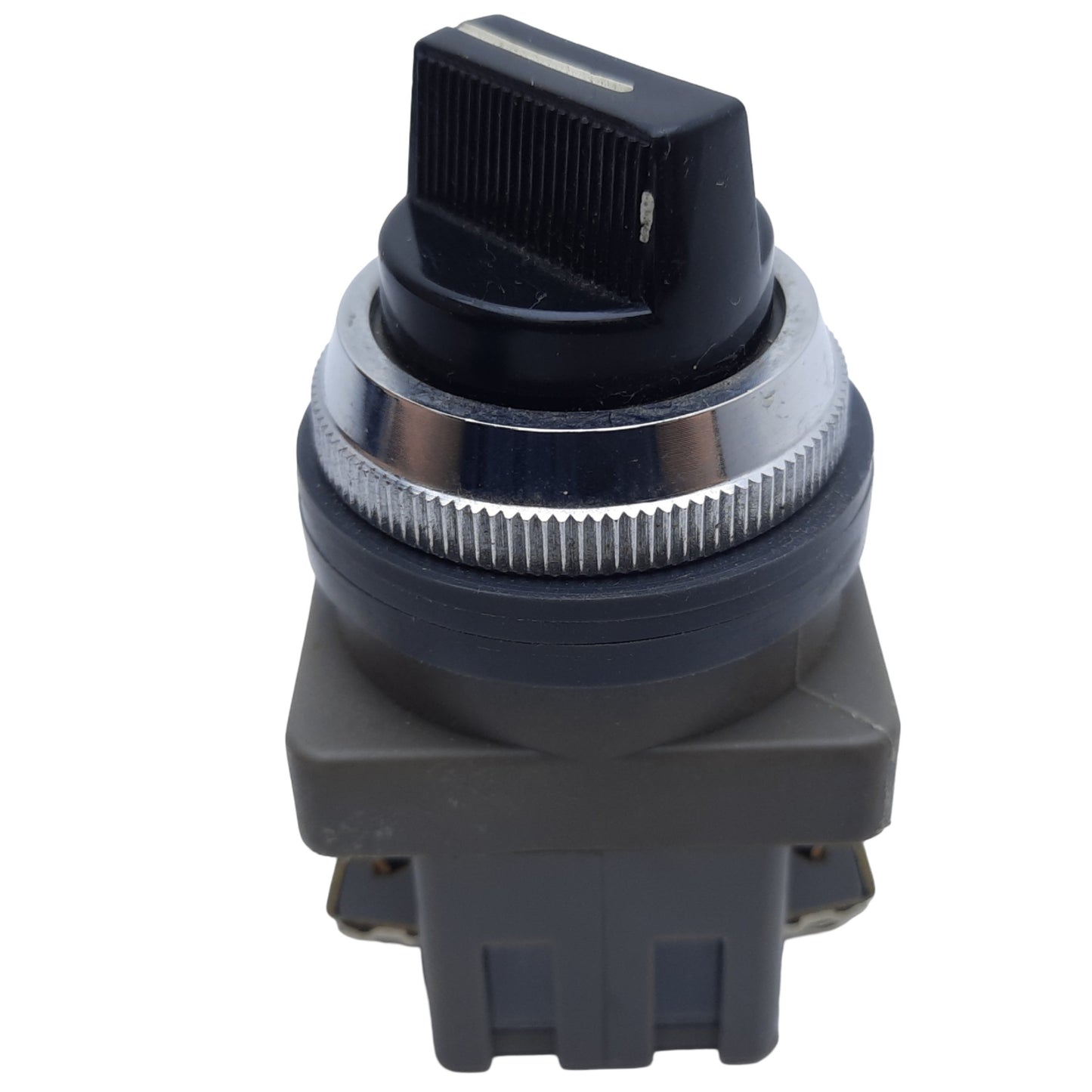 Used Idec ASN211N Selector Switch 2-Position Maintained, ø30mm, 1NO-1NC, 10A 600V AC