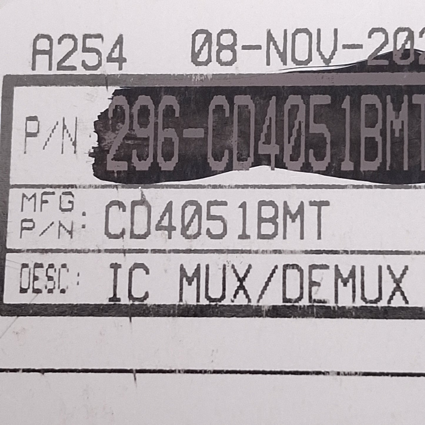 New Lot of 40 Texas Instruments CD4052BMT Multiplexer, 8-Channel, -0.5~20VDC