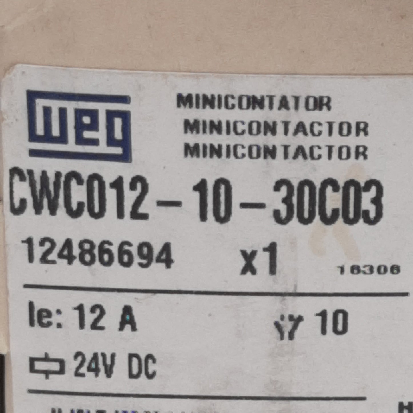 New Lot of 2 Weg CWC012-10-30C03 Mini Contactor, 3-Pole 3NO, 12A 600VAC, 24VDC Coil