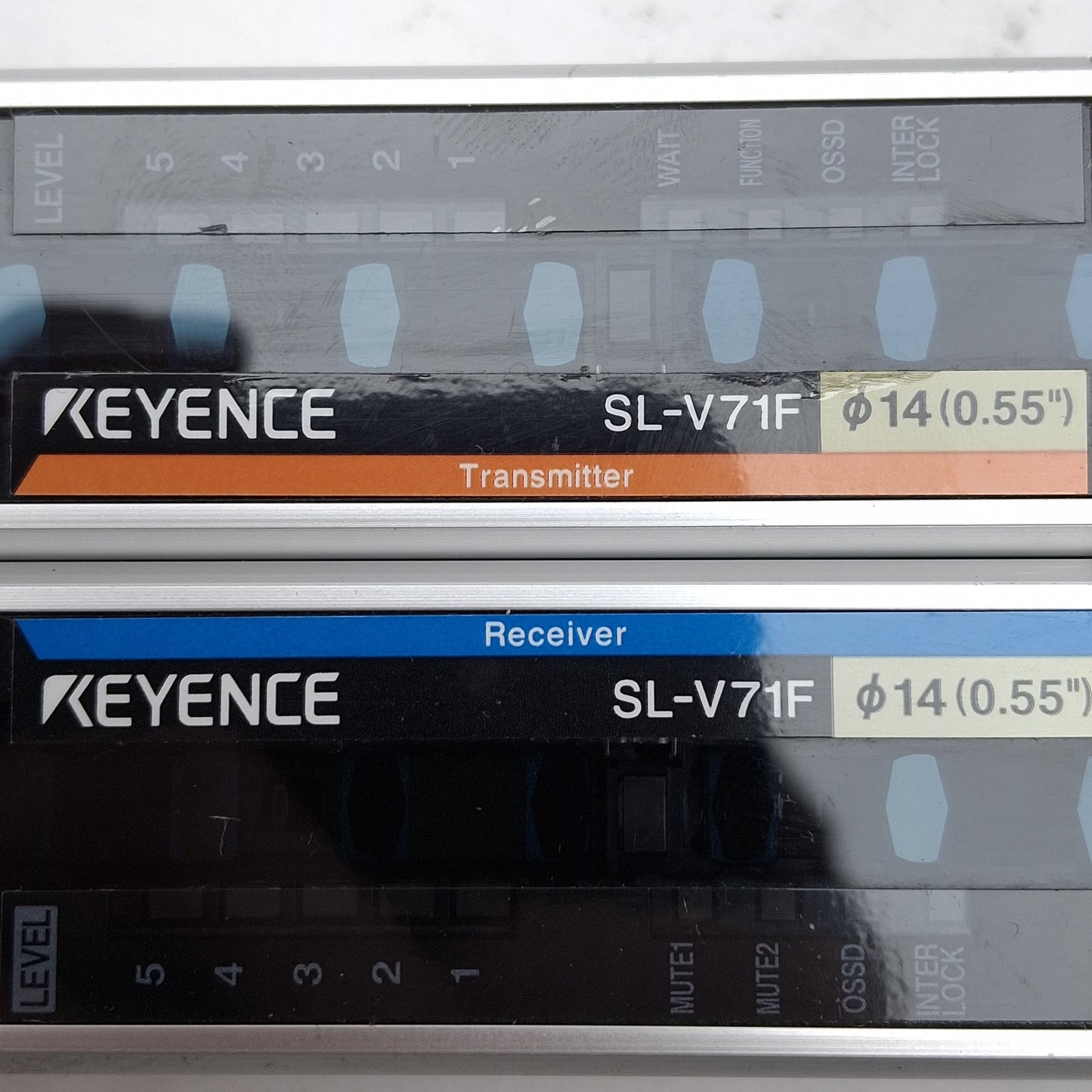 Used Keyence SL-V71F Safety Light Curtain Transmitter & Receiver, ø14mm, 710mm, 24VDC
