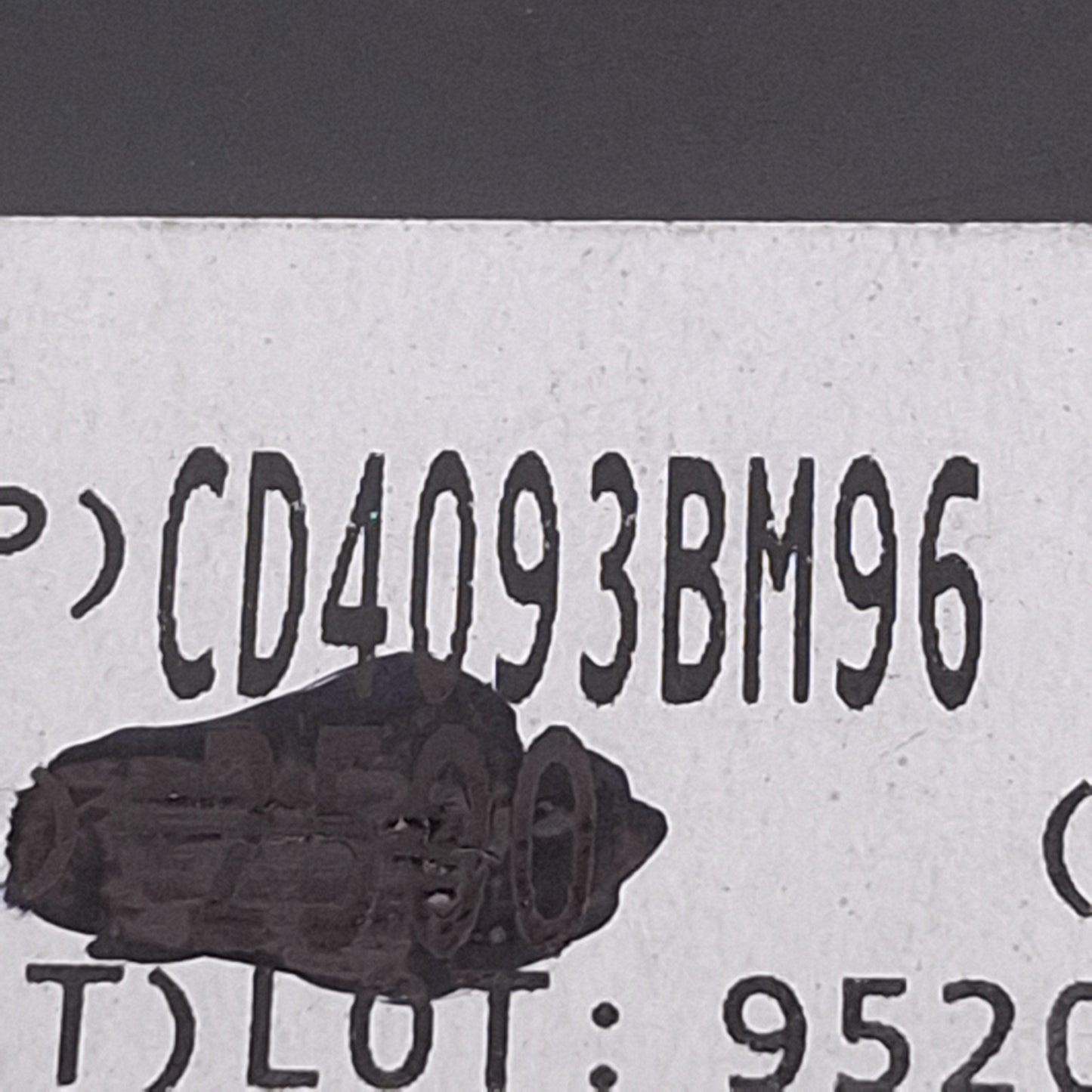 New Lot of 250 Texas Instruments CD4093BM96 NAND Gate IC, 4-Channel Schmitt Trigger