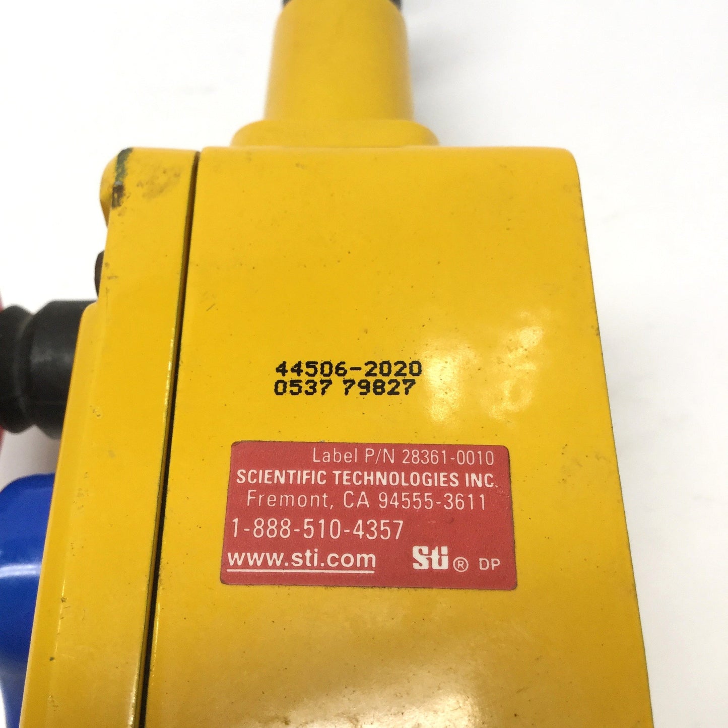 Used Omron 44506-2020 Sti Rope Pull Emergency Stop Switch, 2NO+2NC, 125N Force