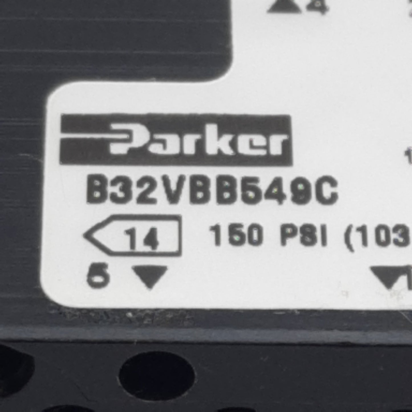 Used Parker B32VBB549C Solenoid Valve, 4/2-Way, 150psi, 15mm 3-Pin DIN, 24VDC Coil