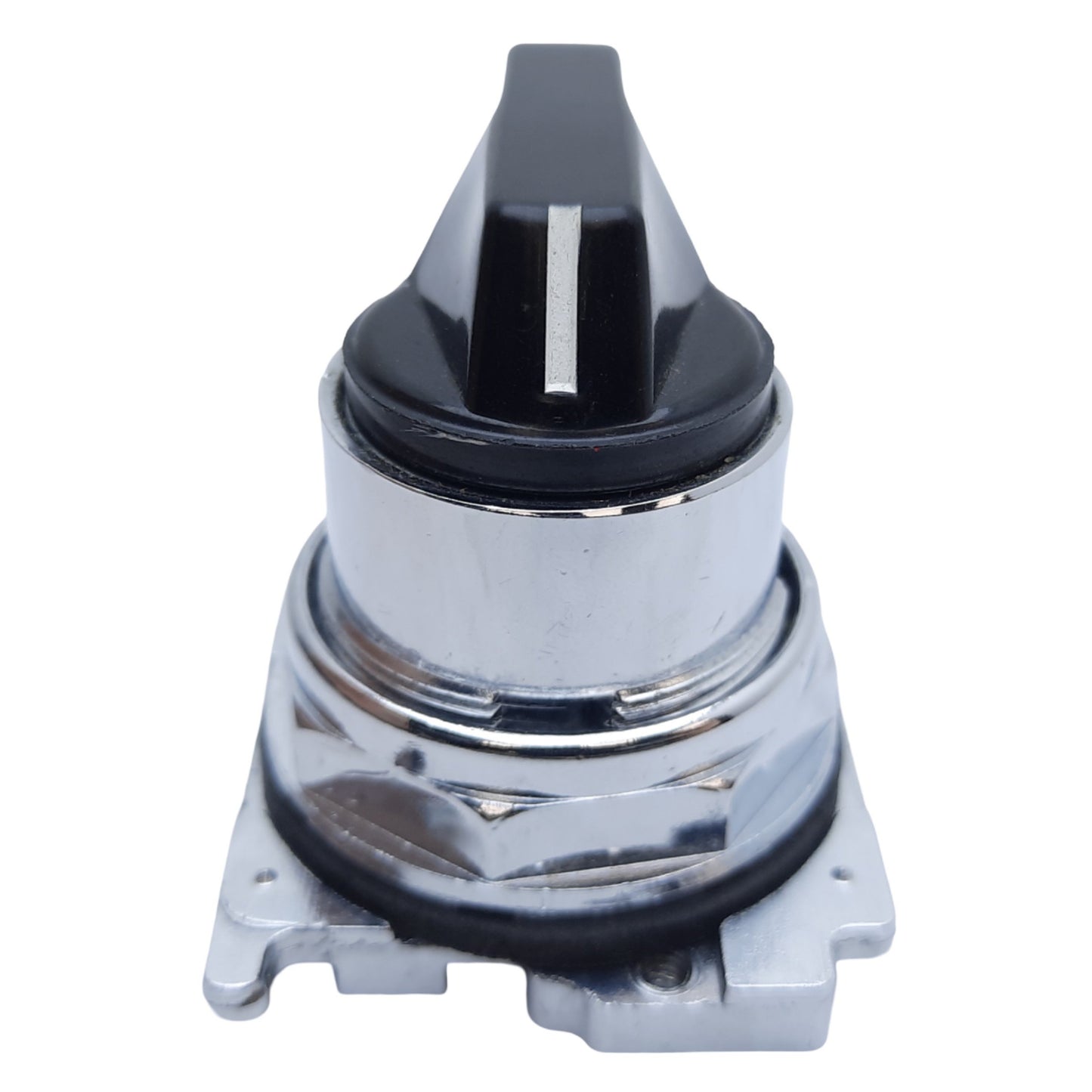 Used Eaton 10250T3042 Selector Switch Operator, 3-Position Momentary, Cam-2, 30.5mm