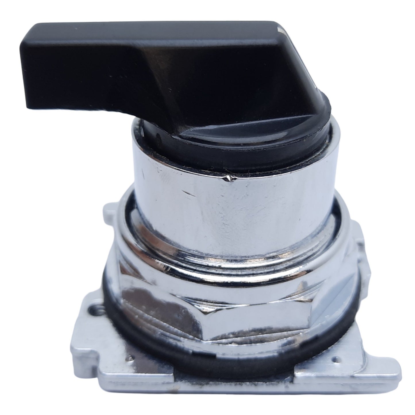 Used Eaton 10250T3042 Selector Switch Operator, 3-Position Momentary, Cam-2, 30.5mm