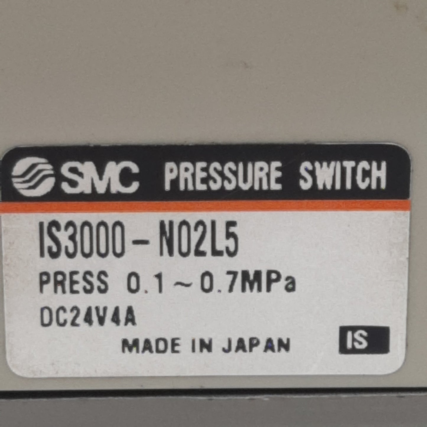 Used SMC IS3000-N02L5 Pneumatic Pressure Switch, 0.1-0.7MPa, 1/4in NPT, 160mA 5VDC