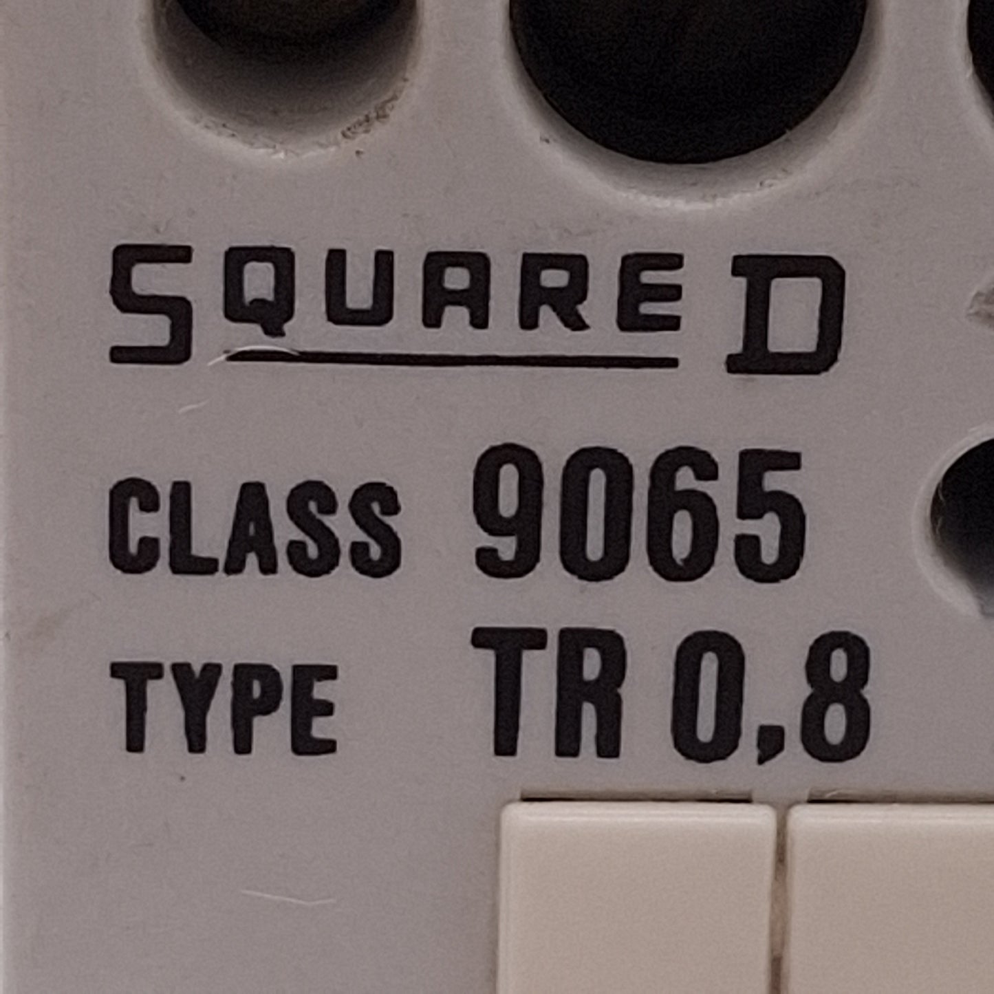 Used Lot of 2 Square D 9065 TR0.8 Overload Relay, 3-Pole, NO/NC, 0.8-1.2A, 220-660VAC