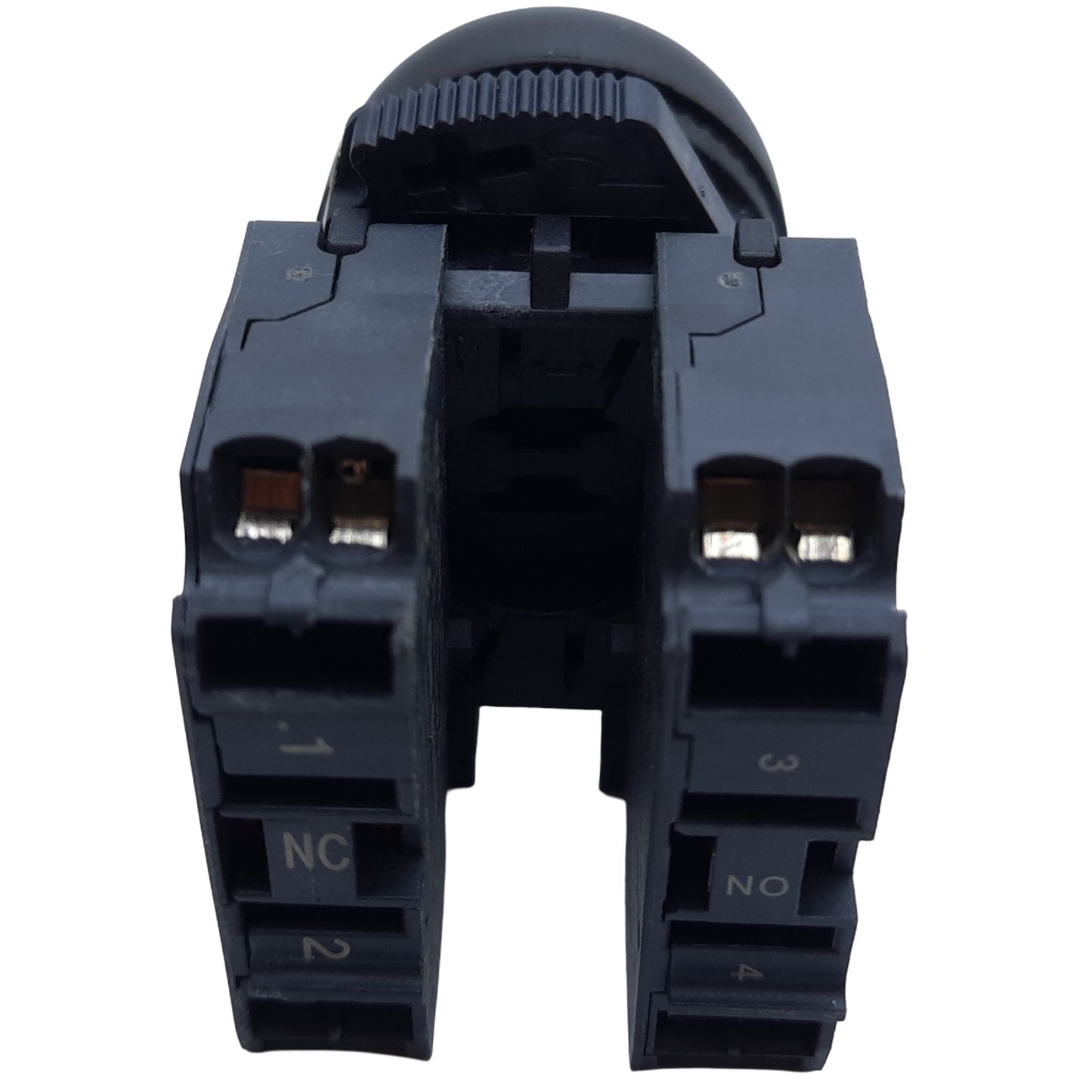 Used Allen Bradley 800FP-F5 Pushbutton Momentary, 1NO-1NC, ø22mm, 10A 300V AC