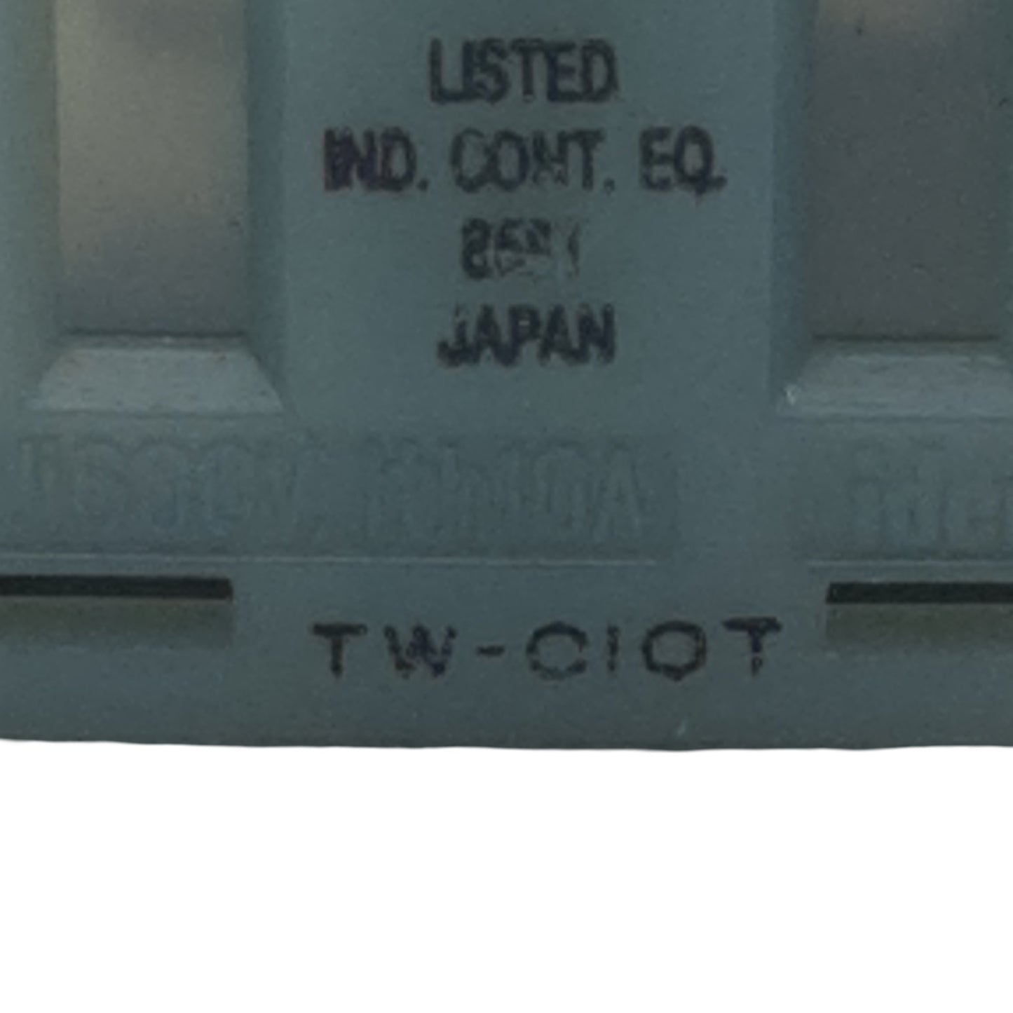 Used Lot of 2 Idec TW-C10T Pushbutton Contact Block, 1N.O., 10A 600VAC, 22mm