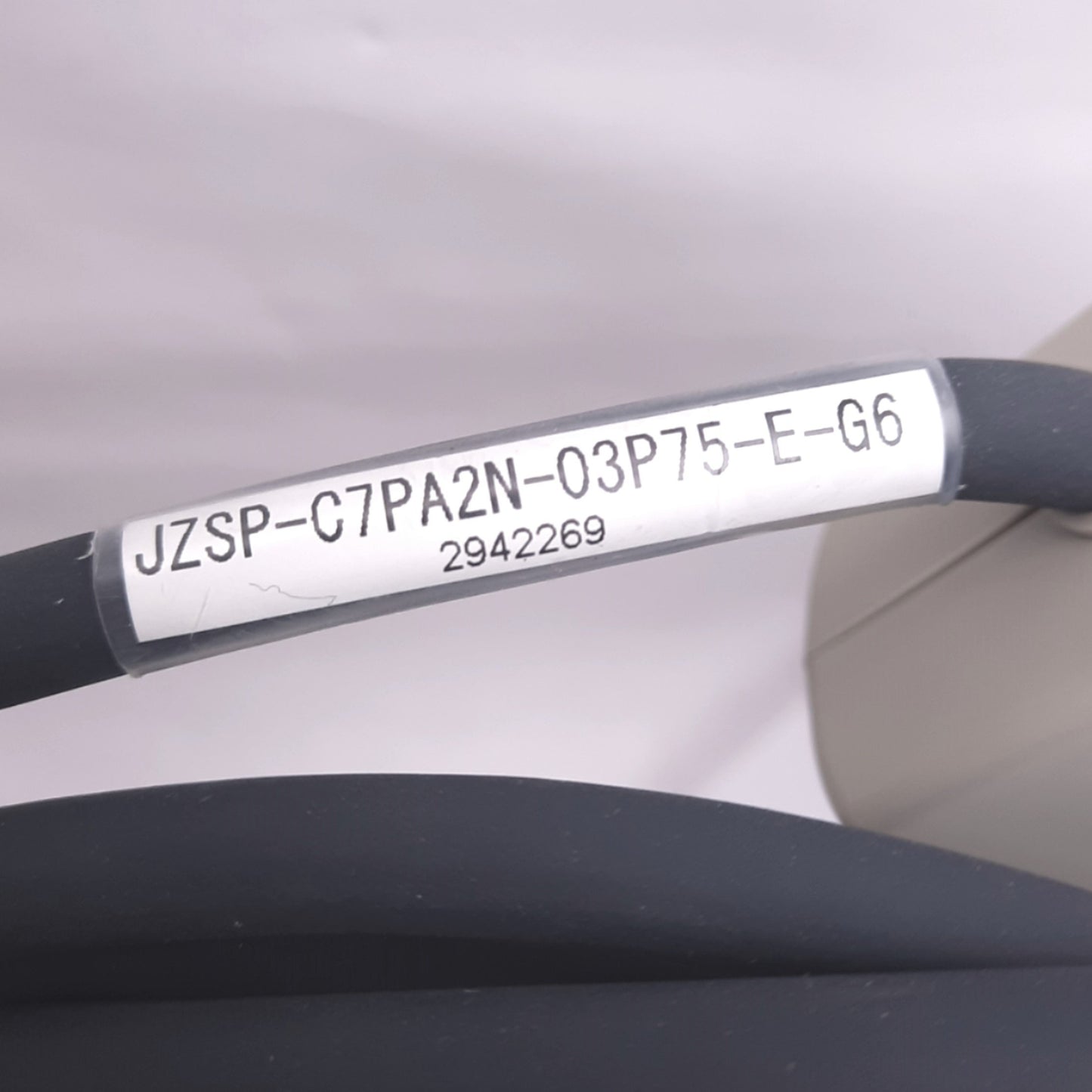 New Yaskawa JZSP-C7PA2N-03P75-E-G6 Encoder Cable for Sigma-7, FireWire to M12 8-Pin