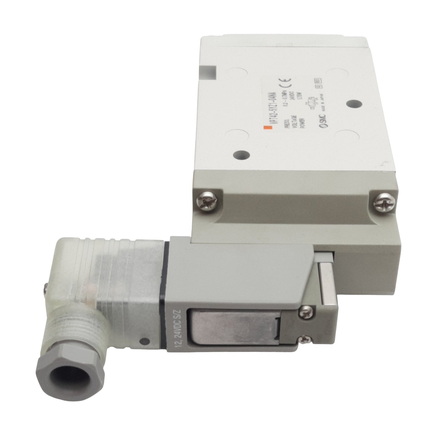 New SMC VP742-5YZ1-04NA Solenoid Valve NC 3/2-Way, 1/2in NPT, 0.2-0.7MPa, 24VDC Coil