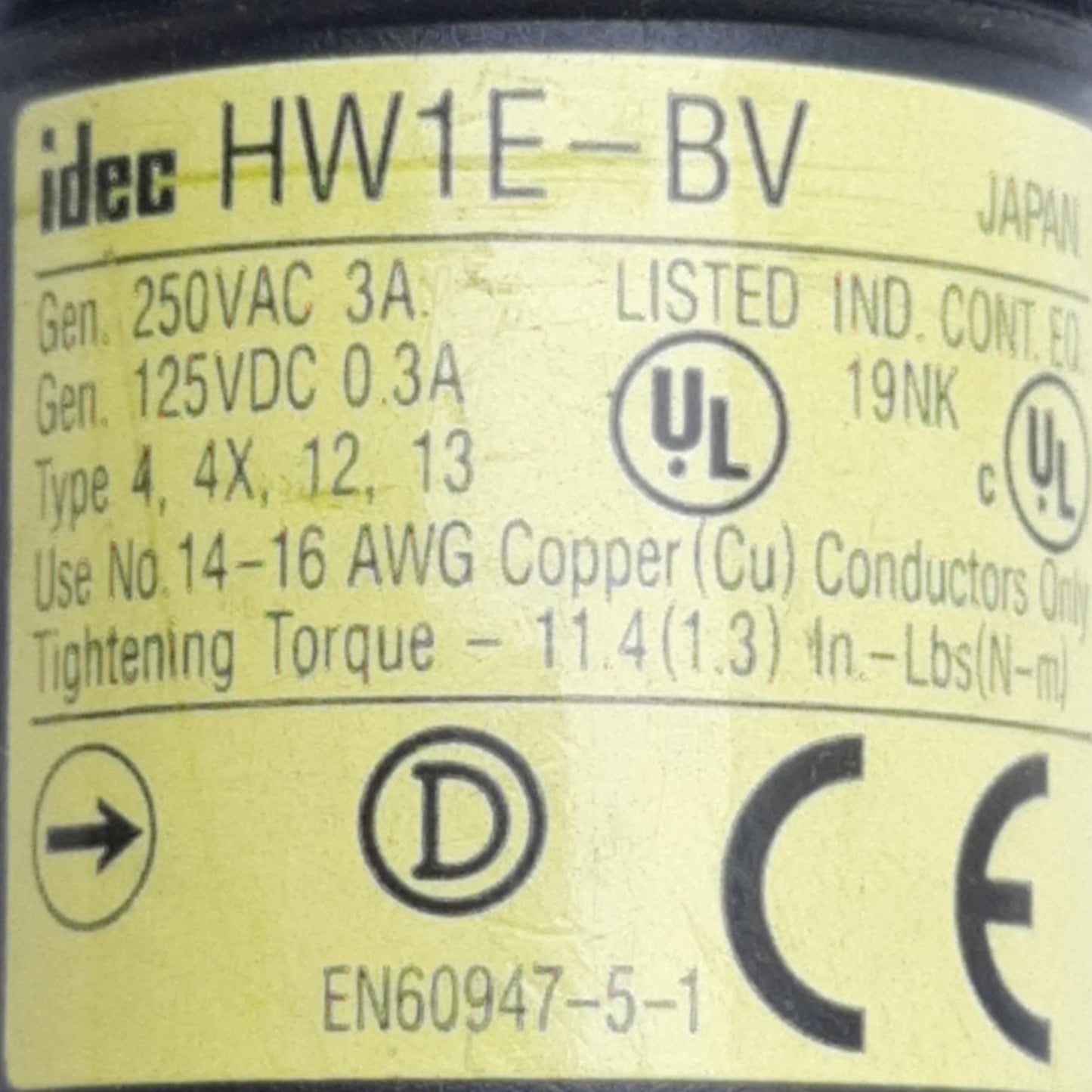 Used Idec HW1E-BV4 Emergency Stop Pushbutton, Maintained, ø22mm, 125VDC, 250VAC