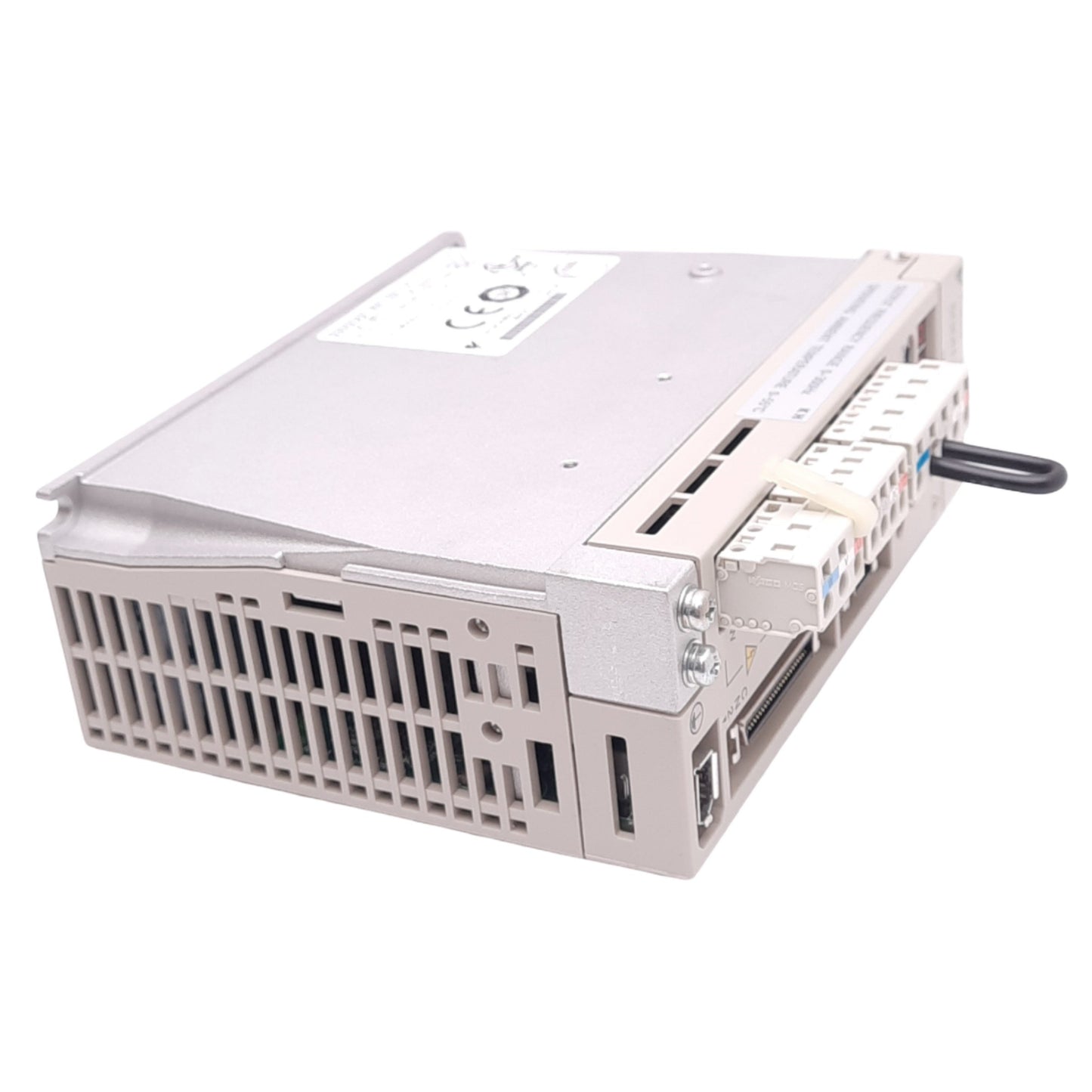 New Yaskawa SGDH-01AE Sigma II SERVOPACK Servo Drive, 200-230VAC In, 0-230VAC 3Ø Out