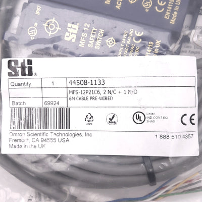 New Omron 44508-1133 Magnetic Reed Safety Switch, 3PST 2NC 1NO, 230VAC, 6m Cable