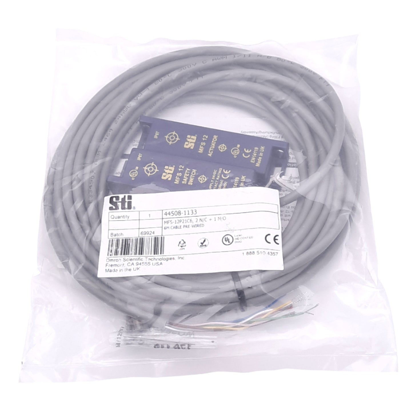 New Omron 44508-1133 Magnetic Reed Safety Switch, 3PST 2NC 1NO, 230VAC, 6m Cable