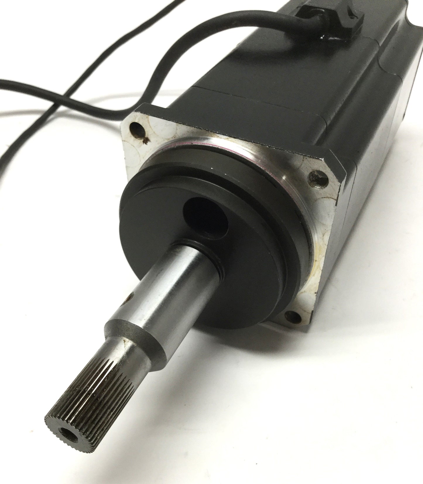 Used SANYO DENKI P50B08100VCL69 AC Servomotor, Spline Shaft, 1000W 200VAC 5A, 86mm