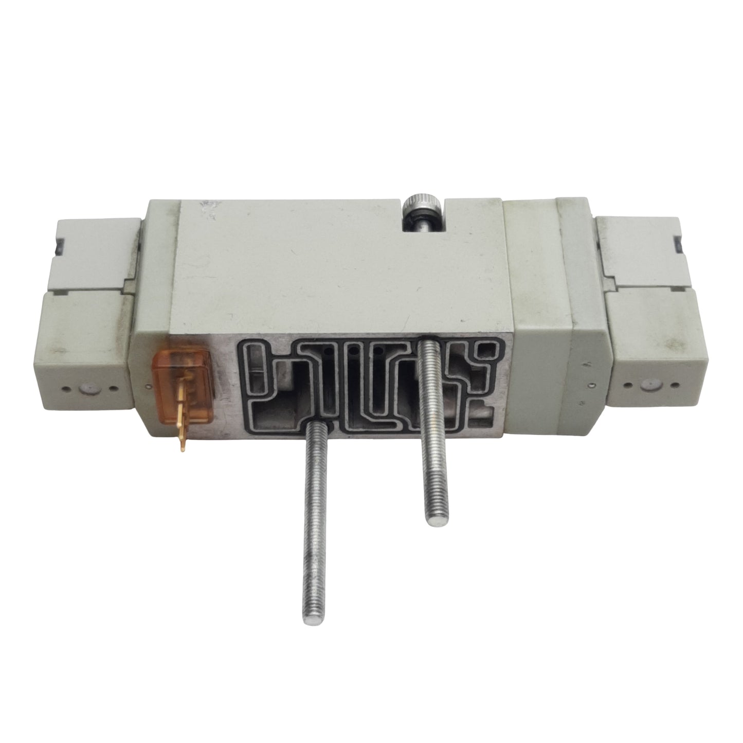 Used Numatics 041BB400MP00061 Solenoid Valve 2/4-Way, 1/8" Valve, 150psig, 24VDC Coil