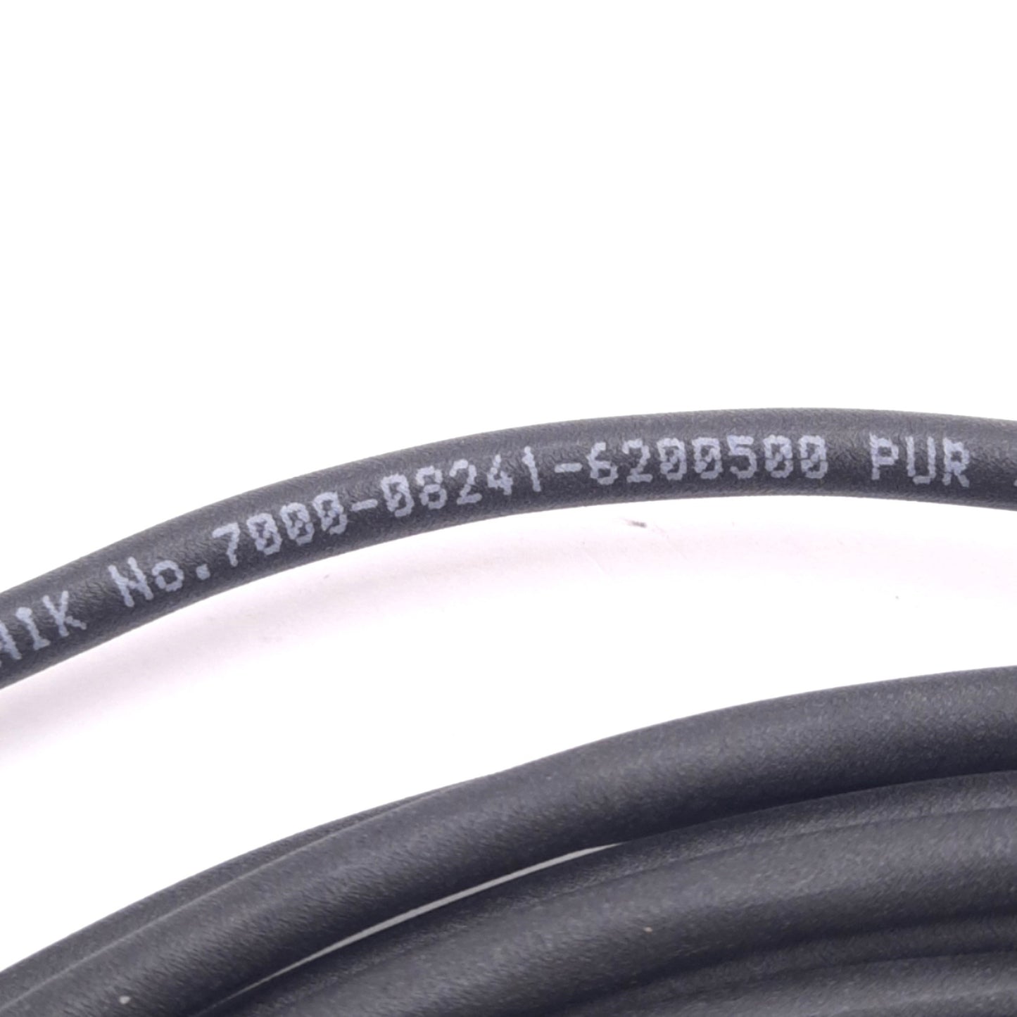 New Murr Elektronik 7000-08241-6200500 Cable, M8 3-Pin 90° Female, 50/60V, 5m Length