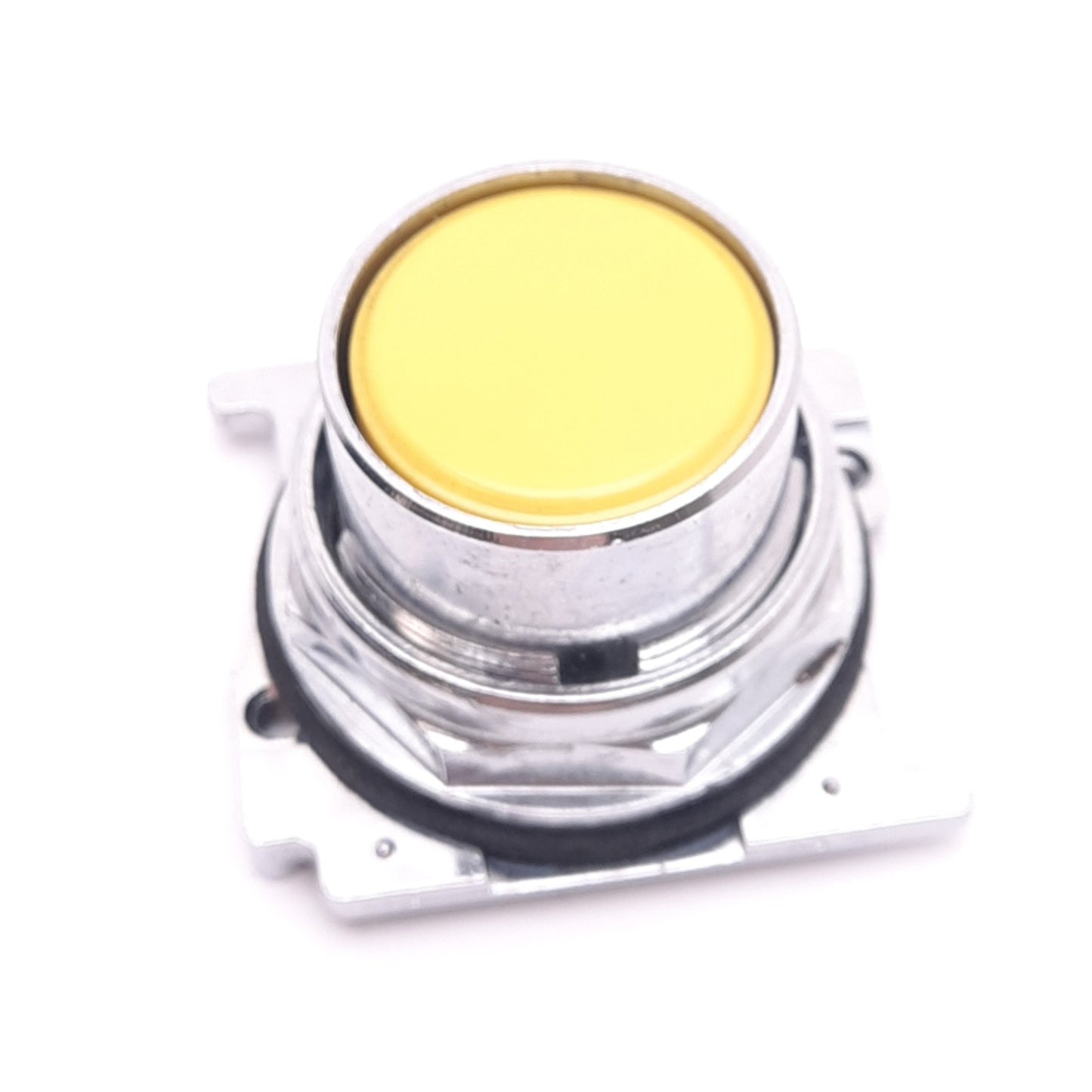 Used Eaton 10250T104 Flush Yellow Momentary Push Button Operator, ø30.5mm