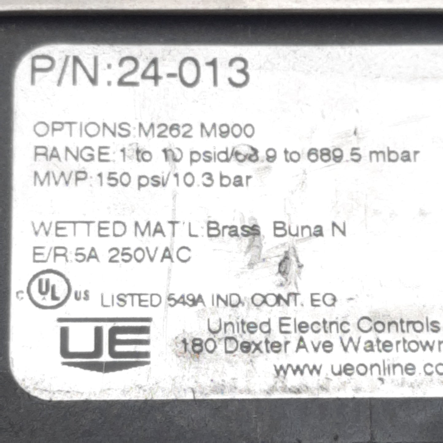 Used United Electric 24-013 Pressure Switch, SPDT, 1/4in NPT, 1-10psid, 5A 250VAC